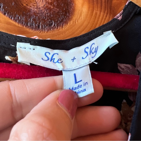 Floral Maxi Wrap Dress - Long-sleeve with keyhole back - Picture 4 of 7